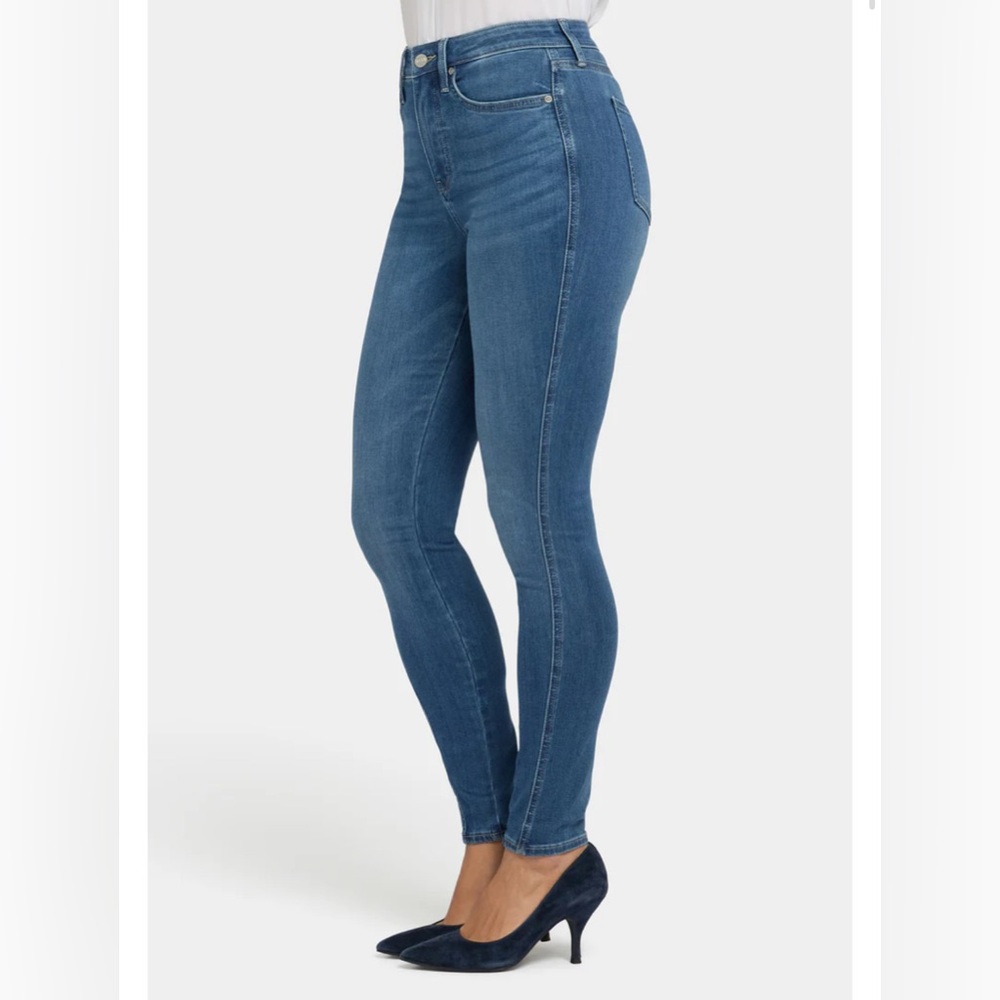 NYDJ Ami Skinny Jeans with Lift Tuck Technology